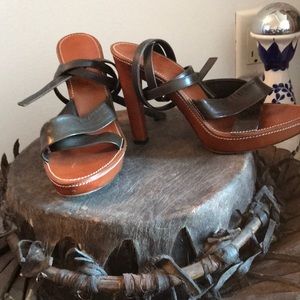 Yves Saint Laurent sandals